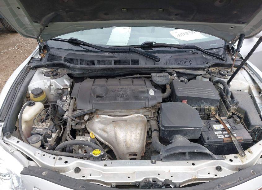 Photo 10 of 2011 Toyota Camry LE (VIN 4T1BF3EK6BU697216)