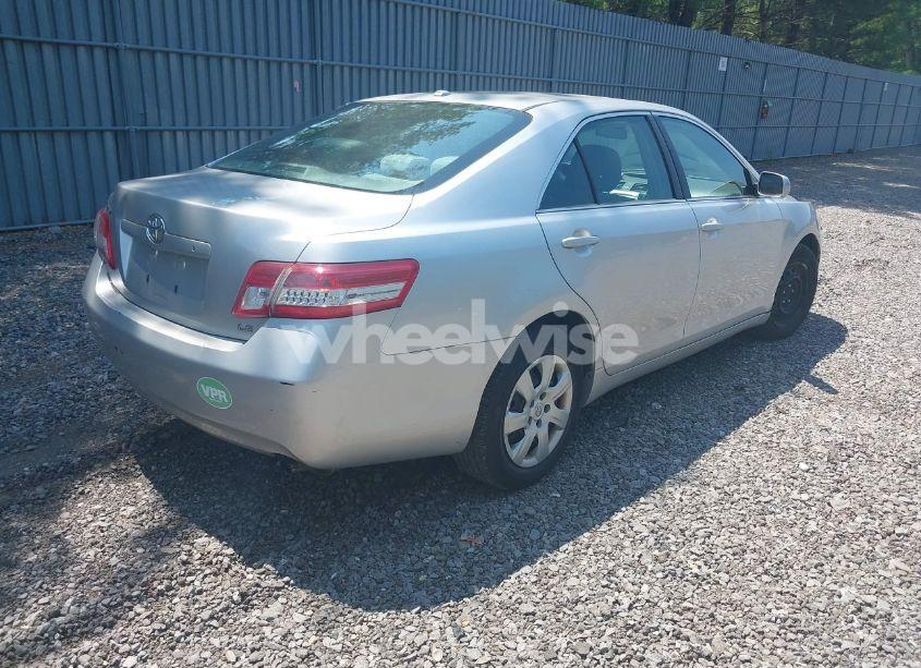 Photo 4 of 2011 Toyota Camry LE (VIN 4T1BF3EK6BU697376)