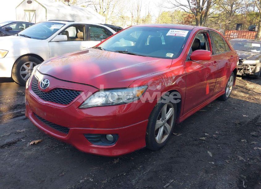 Photo 2 of 2011 Toyota Camry SE (VIN 4T1BF3EK6BU719263)