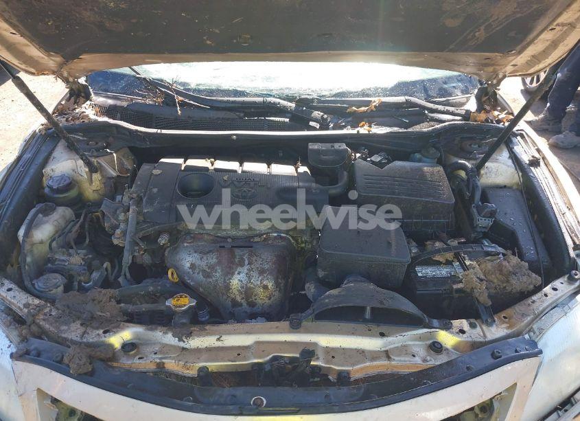 Photo 10 of 2011 Toyota Camry LE (VIN 4T1BF3EK6BU728402)