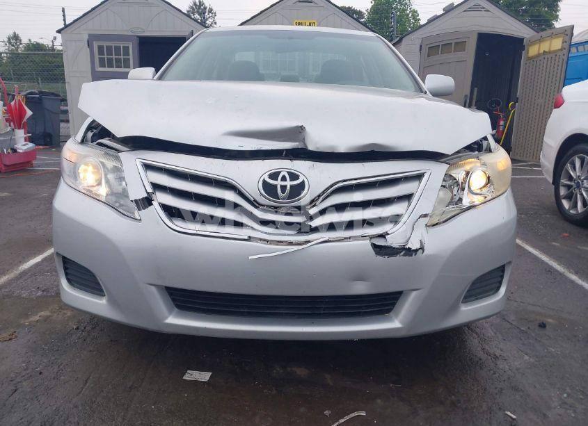 Photo 6 of 2011 Toyota Camry LE (VIN 4T1BF3EK6BU731445)