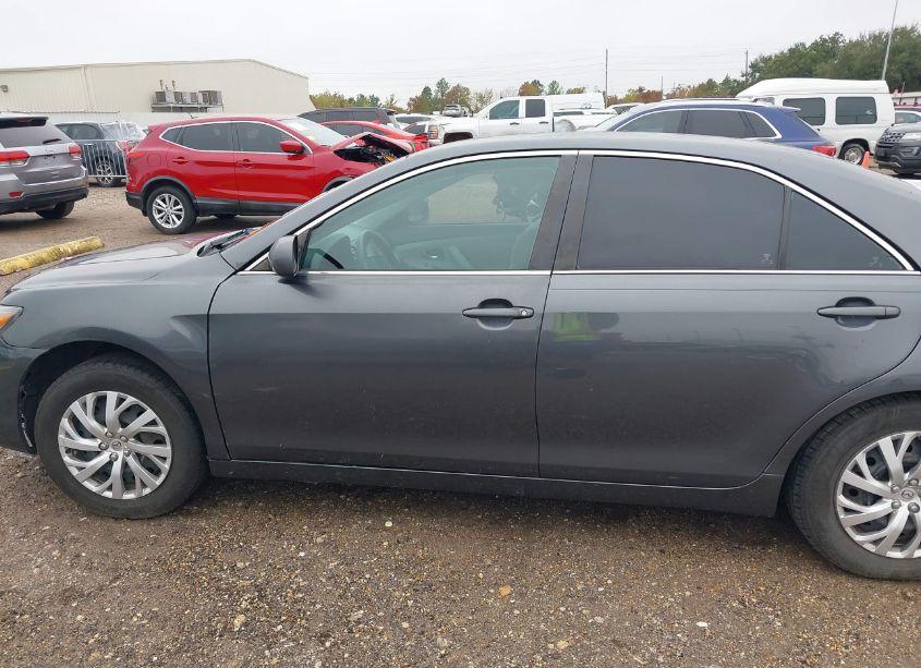 Photo 14 of 2011 Toyota Camry LE (VIN 4T1BF3EK6BU739089)