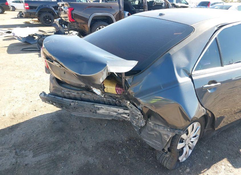 Photo 6 of 2011 Toyota Camry LE (VIN 4T1BF3EK6BU739089)