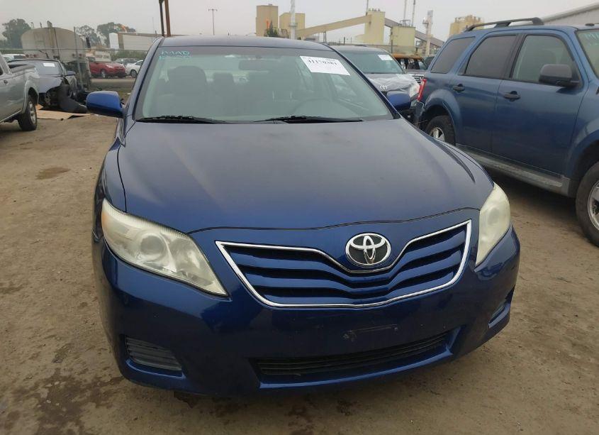 Photo 12 of 2011 Toyota Camry LE (VIN 4T1BF3EK6BU742364)