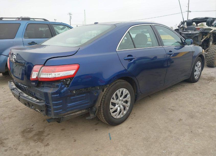 Photo 4 of 2011 Toyota Camry LE (VIN 4T1BF3EK6BU742364)