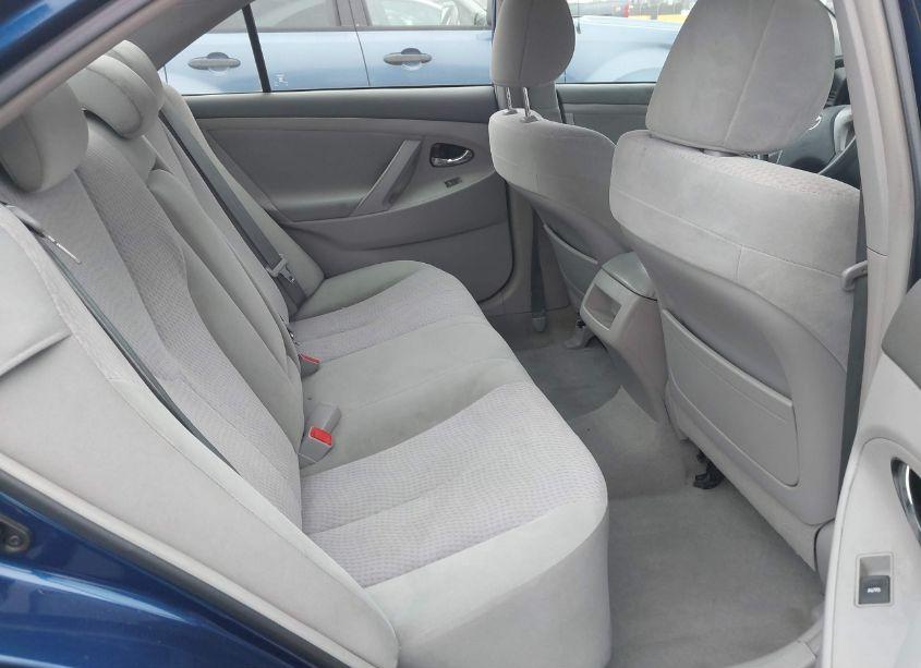 Photo 8 of 2011 Toyota Camry LE (VIN 4T1BF3EK6BU742364)