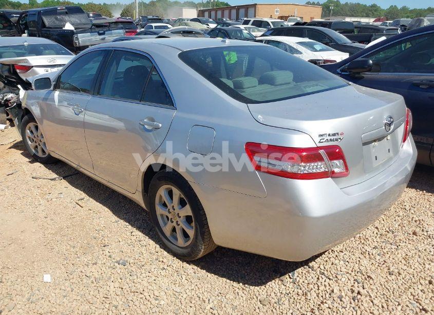 Photo 3 of 2011 Toyota Camry LE (VIN 4T1BF3EK6BU763117)