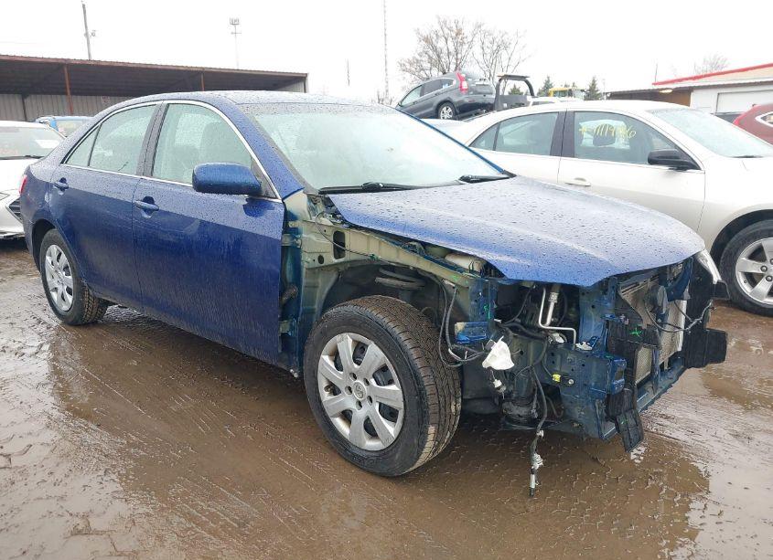 2011 Toyota Camry LE (VIN 4T1BF3EK6BU767202) main photo