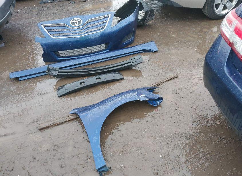 Photo 12 of 2011 Toyota Camry LE (VIN 4T1BF3EK6BU767202)