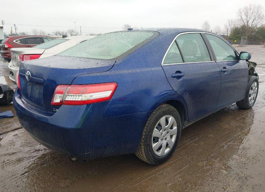 Photo 4 of 2011 Toyota Camry LE (VIN 4T1BF3EK6BU767202)