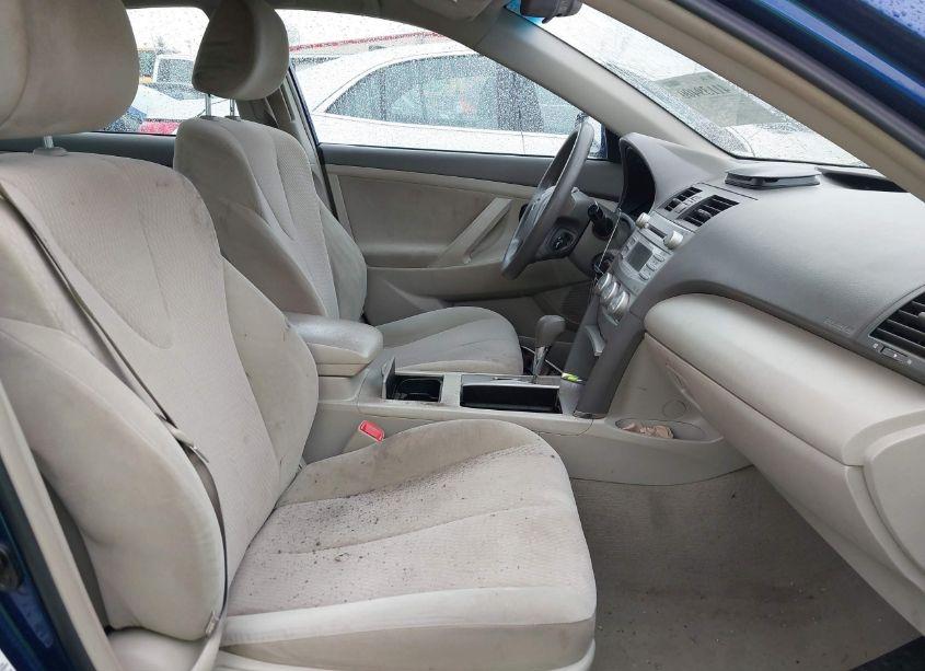 Photo 5 of 2011 Toyota Camry LE (VIN 4T1BF3EK6BU767202)