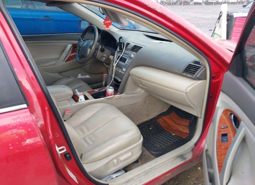 Photo 5 of 2011 Toyota Camry XLE (VIN 4T1BF3EK6BU771380)