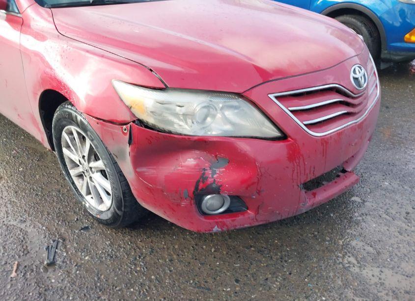 Photo 6 of 2011 Toyota Camry XLE (VIN 4T1BF3EK6BU771380)