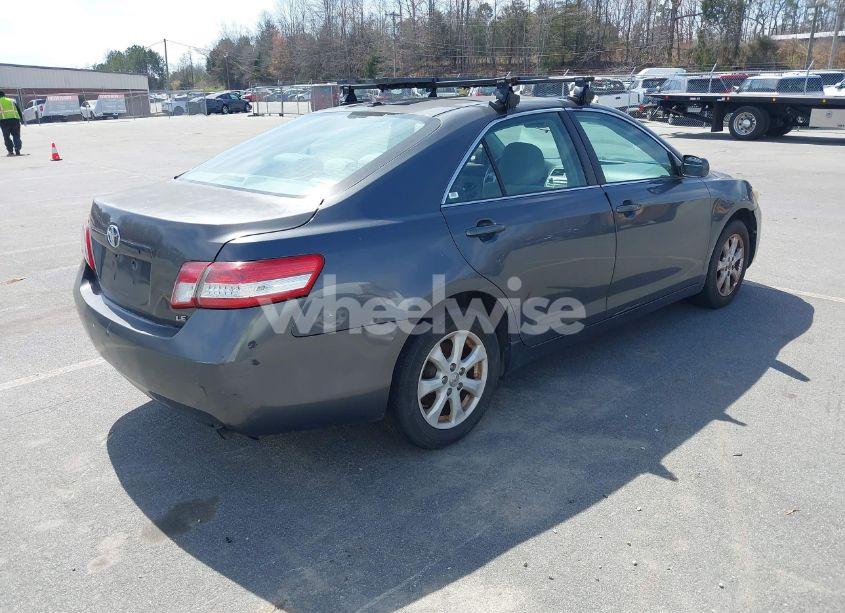 Photo 4 of 2011 Toyota Camry LE (VIN 4T1BF3EK6BU772366)