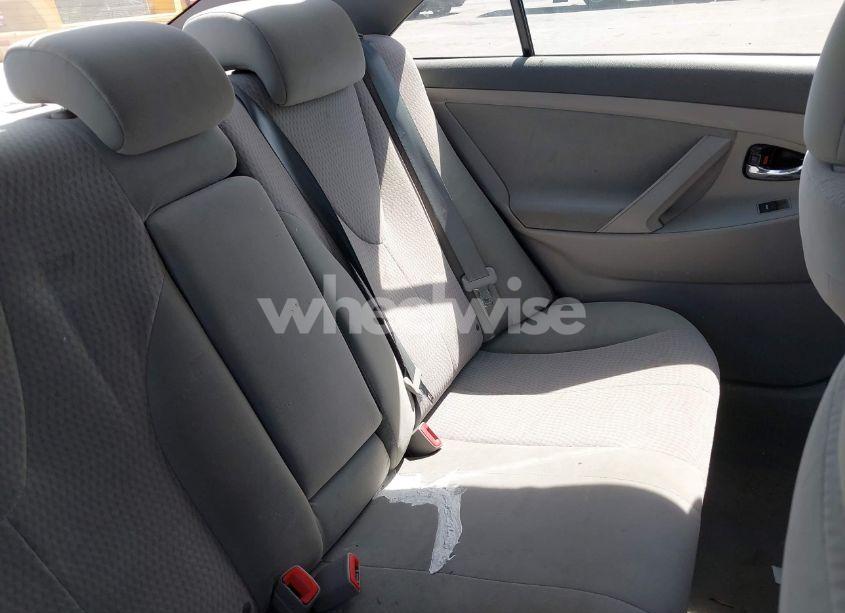 Photo 8 of 2011 Toyota Camry LE (VIN 4T1BF3EK6BU772366)