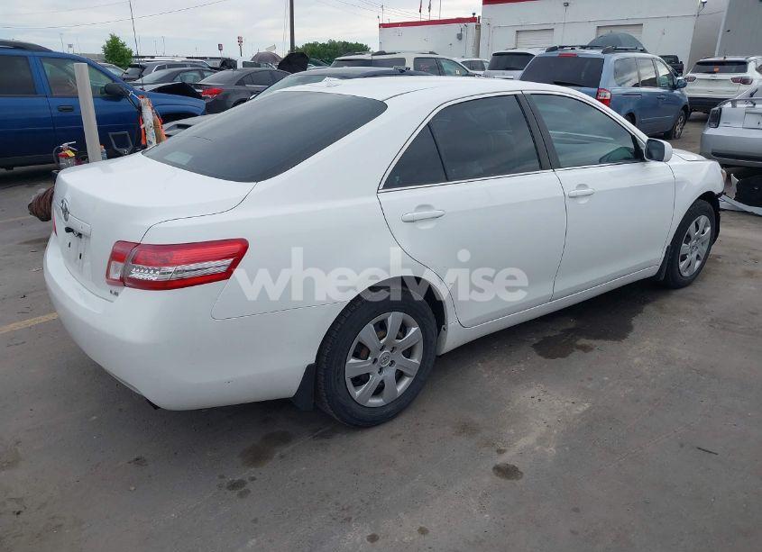 Photo 4 of 2011 Toyota Camry LE/SE/XLE (VIN 4T1BF3EK6BU775395)