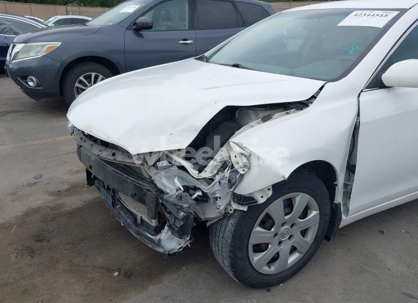 Photo 6 of 2011 Toyota Camry LE/SE/XLE (VIN 4T1BF3EK6BU775395)