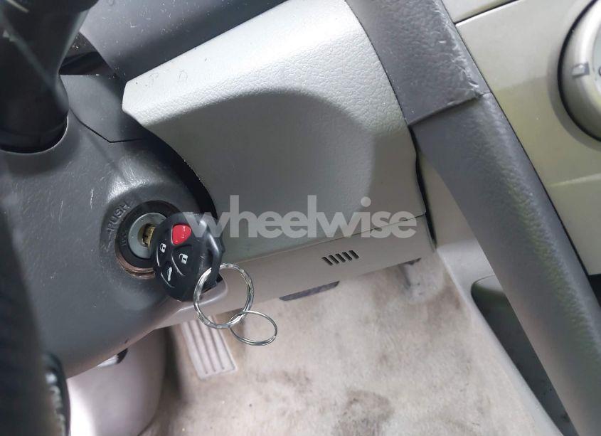 Photo 11 of 2010 Toyota Camry LE (VIN 4T1BF3EK7AU016088)