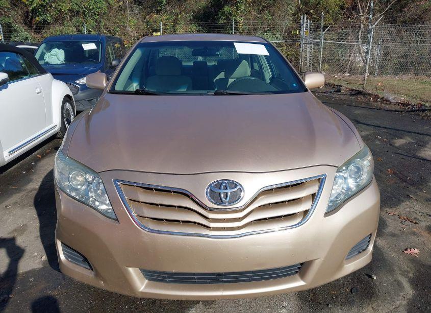 Photo 12 of 2010 Toyota Camry N/A (VIN 4T1BF3EK7AU028368)