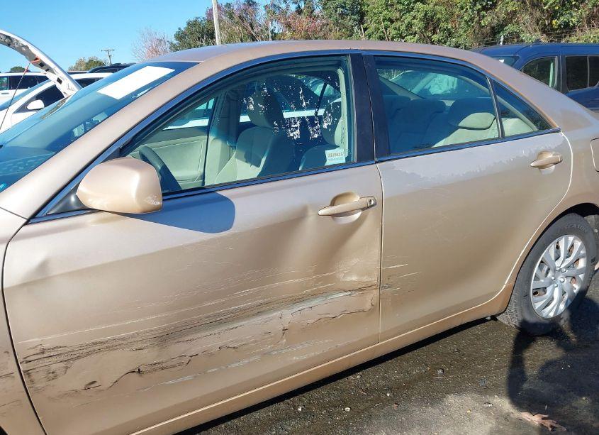 Photo 14 of 2010 Toyota Camry N/A (VIN 4T1BF3EK7AU028368)