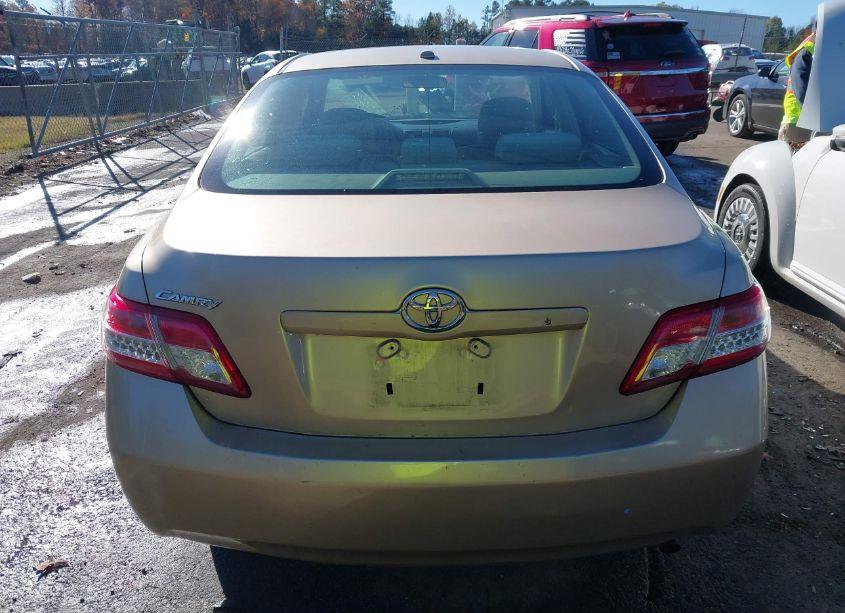 Photo 16 of 2010 Toyota Camry N/A (VIN 4T1BF3EK7AU028368)