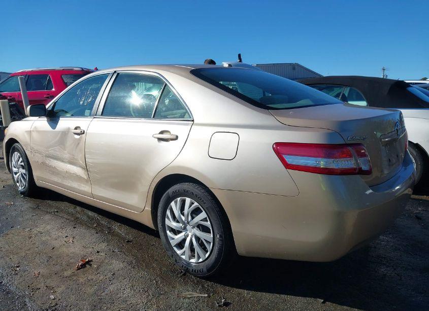 Photo 3 of 2010 Toyota Camry N/A (VIN 4T1BF3EK7AU028368)