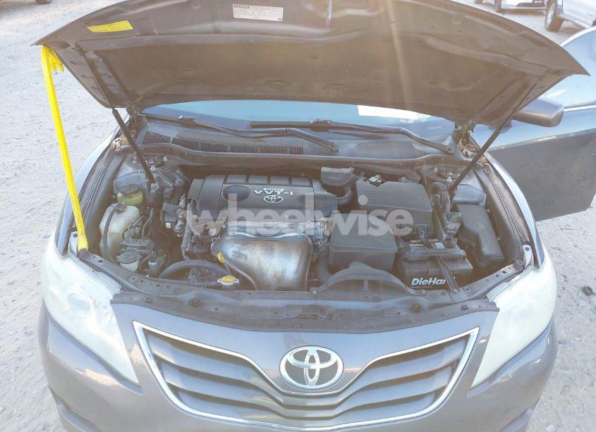 Photo 10 of 2010 Toyota Camry SE/LE/XLE (VIN 4T1BF3EK7AU049799)