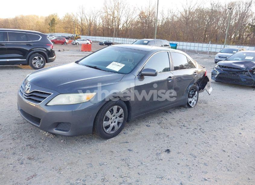 Photo 2 of 2010 Toyota Camry SE/LE/XLE (VIN 4T1BF3EK7AU049799)