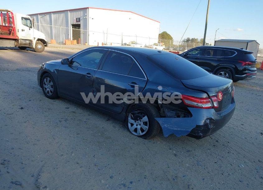 Photo 3 of 2010 Toyota Camry SE/LE/XLE (VIN 4T1BF3EK7AU049799)