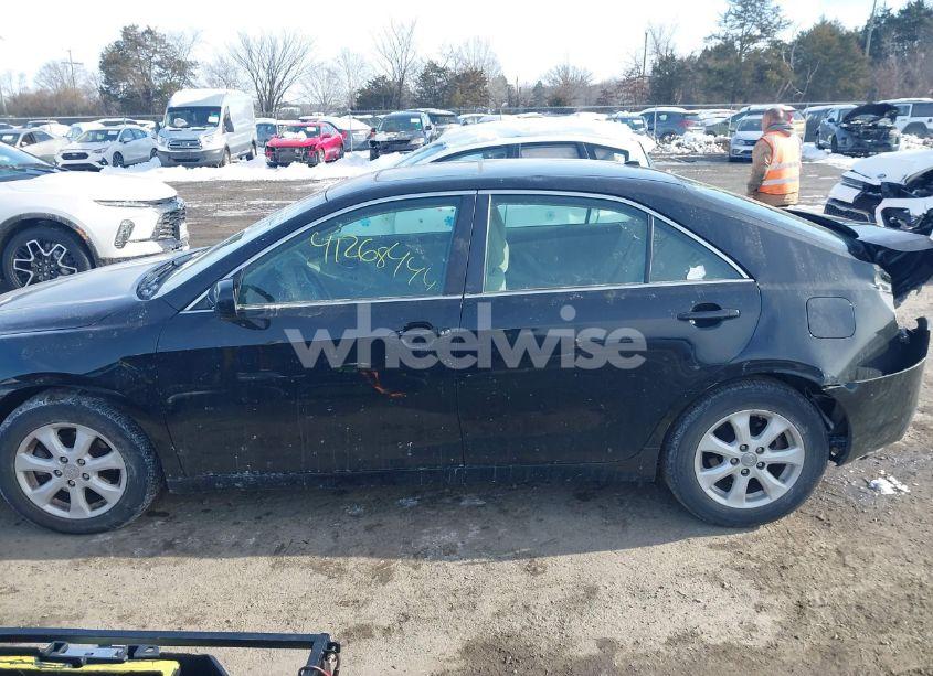 Photo 14 of 2010 Toyota Camry LE (VIN 4T1BF3EK7AU053108)