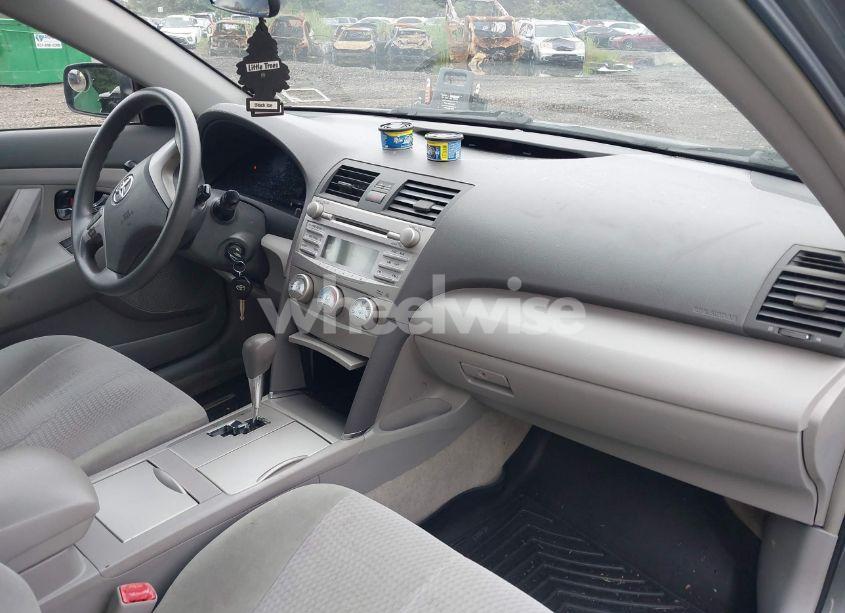 Photo 5 of 2010 Toyota Camry LE (VIN 4T1BF3EK7AU055425)