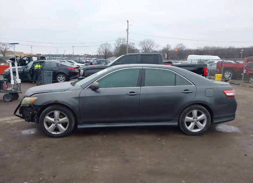 Photo 15 of 2010 Toyota Camry SE (VIN 4T1BF3EK7AU067686)