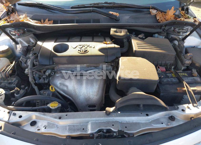 Photo 10 of 2010 Toyota Camry LE (VIN 4T1BF3EK7AU085315)