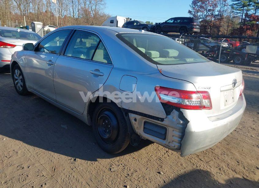 Photo 3 of 2010 Toyota Camry LE (VIN 4T1BF3EK7AU085315)