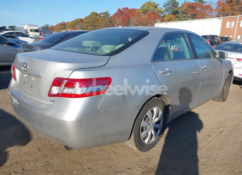 Photo 4 of 2010 Toyota Camry LE (VIN 4T1BF3EK7AU085315)