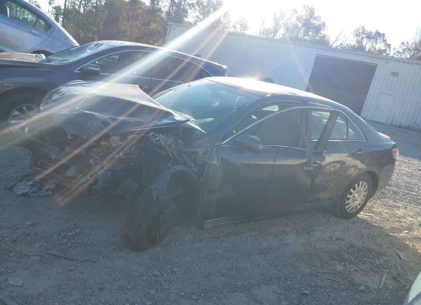 Photo 14 of 2010 Toyota Camry LE (VIN 4T1BF3EK7AU088442)