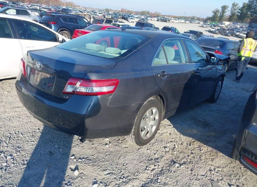 Photo 4 of 2010 Toyota Camry LE (VIN 4T1BF3EK7AU088442)