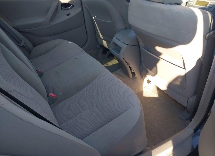 Photo 8 of 2010 Toyota Camry LE (VIN 4T1BF3EK7AU088442)