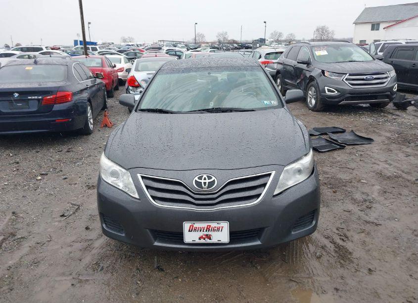 Photo 12 of 2010 Toyota Camry LE (VIN 4T1BF3EK7AU094404)