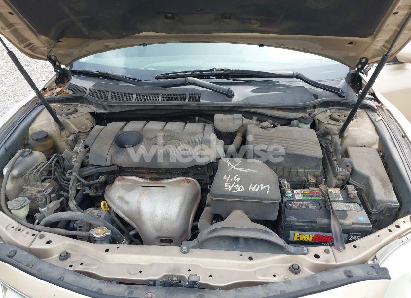 Photo 10 of 2010 Toyota Camry LE (VIN 4T1BF3EK7AU107572)