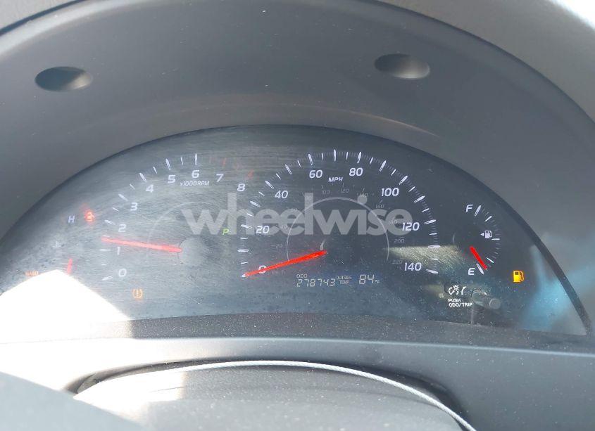 Photo 7 of 2010 Toyota Camry LE (VIN 4T1BF3EK7AU107572)