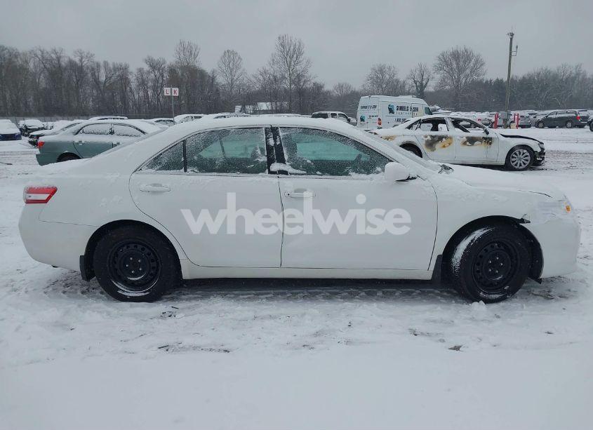 Photo 13 of 2010 Toyota Camry (VIN 4T1BF3EK7AU505543)