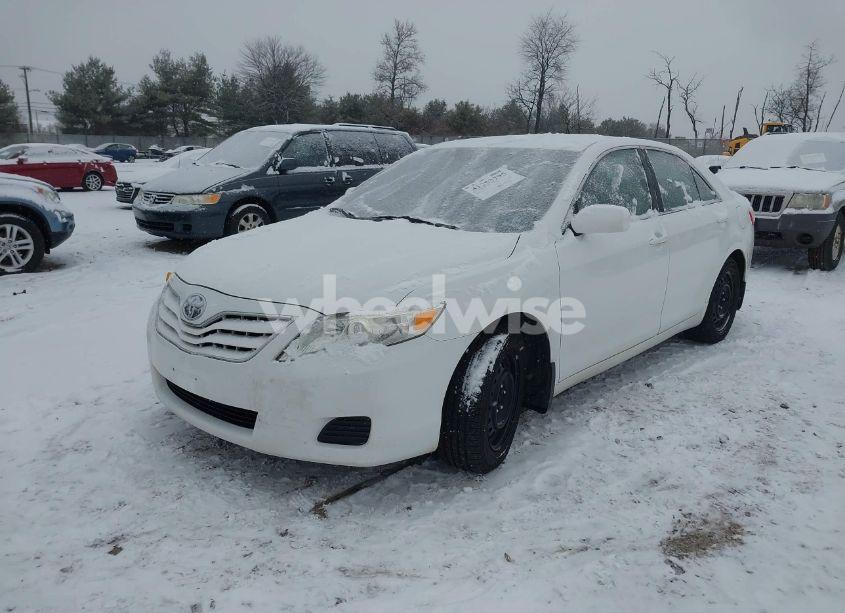 Photo 2 of 2010 Toyota Camry (VIN 4T1BF3EK7AU505543)
