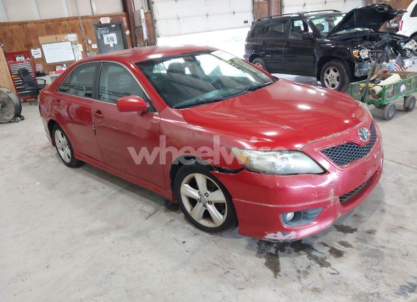 2010 Toyota Camry SE (VIN 4T1BF3EK7AU505865) main photo