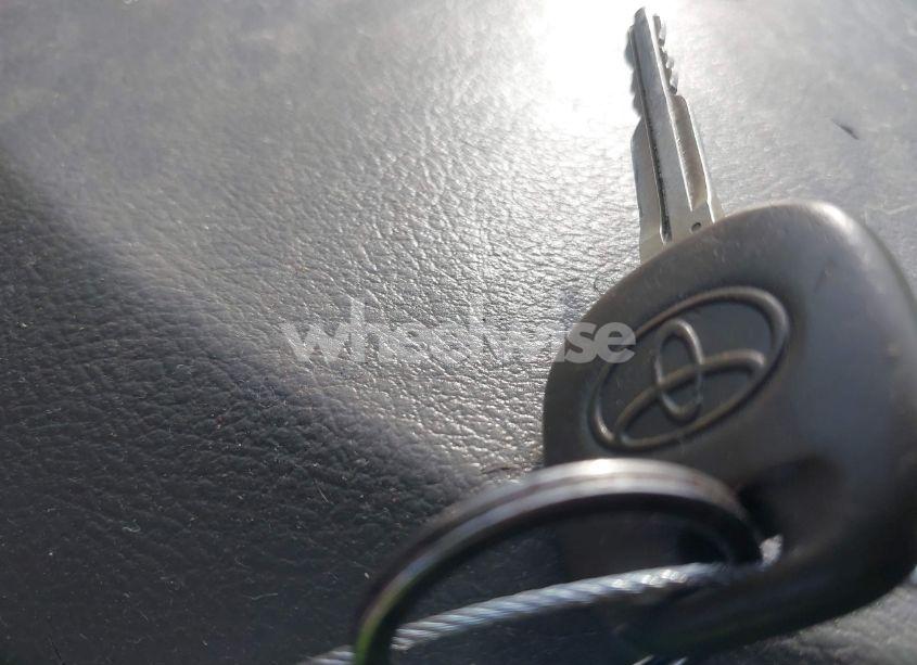 Photo 11 of 2010 Toyota Camry N/A (VIN 4T1BF3EK7AU518924)