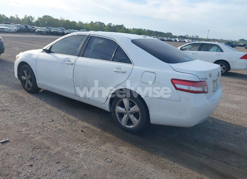 Photo 3 of 2010 Toyota Camry N/A (VIN 4T1BF3EK7AU518924)