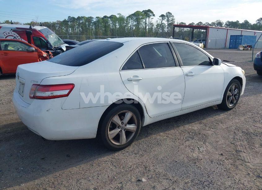 Photo 4 of 2010 Toyota Camry N/A (VIN 4T1BF3EK7AU518924)