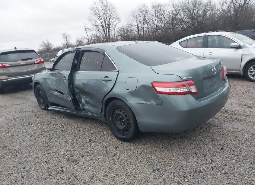 Photo 3 of 2010 Toyota Camry LE (VIN 4T1BF3EK7AU540695)