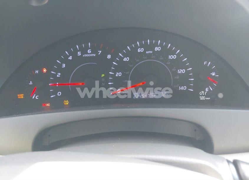 Photo 7 of 2010 Toyota Camry LE (VIN 4T1BF3EK7AU542317)