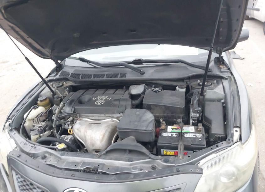 Photo 10 of 2010 Toyota Camry SE (VIN 4T1BF3EK7AU550837)